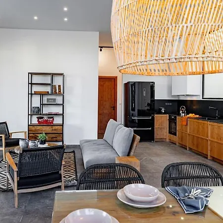 Beachfront Crystalia 빌라