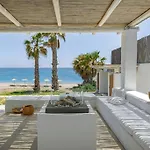 Beachfront Crystalia *