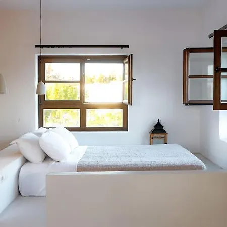 Beachfront Crystalia Lakhania