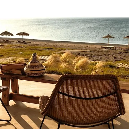 Villa Beachfront Crystalia Lakhania