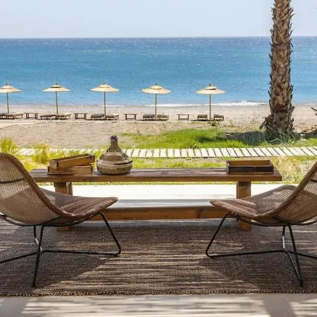 Beachfront Crystalia Lahaniá