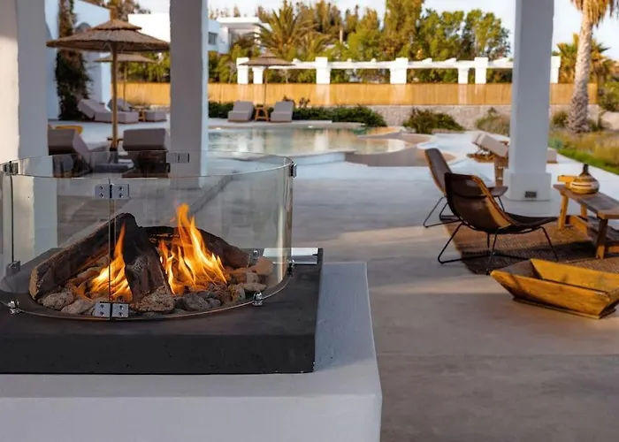 Beachfront Crystalia *