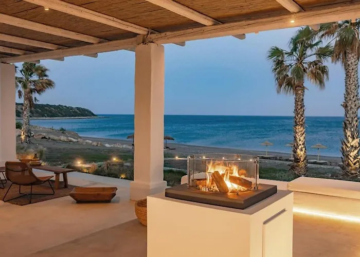 Beachfront Crystalia Lahaniá